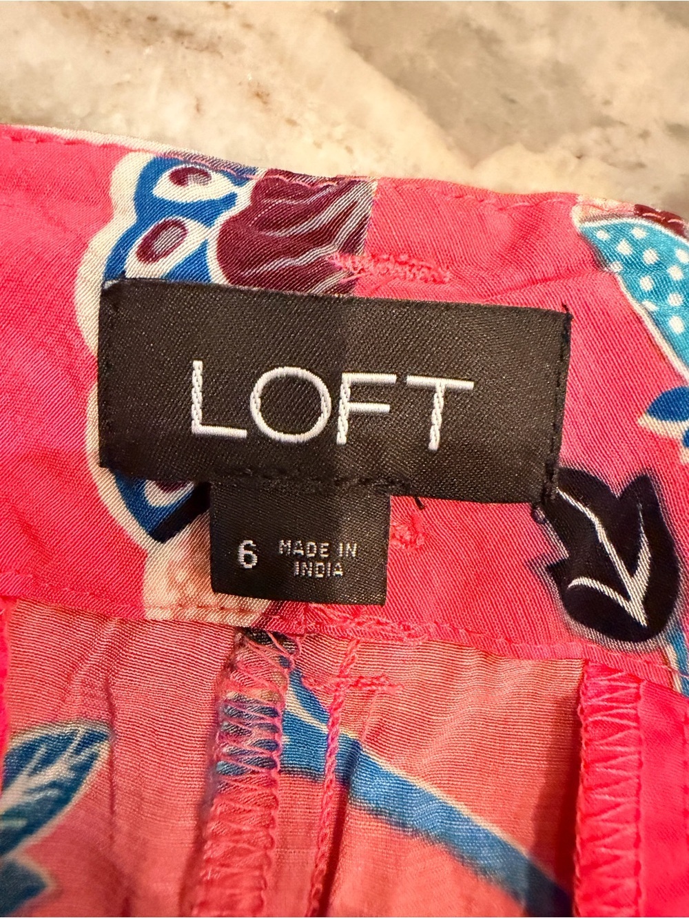 LOFT Pink Floral Butterfly Tie Waist Shorts Size 6 Tropical Resort Rayon - Picture 4 of 8
